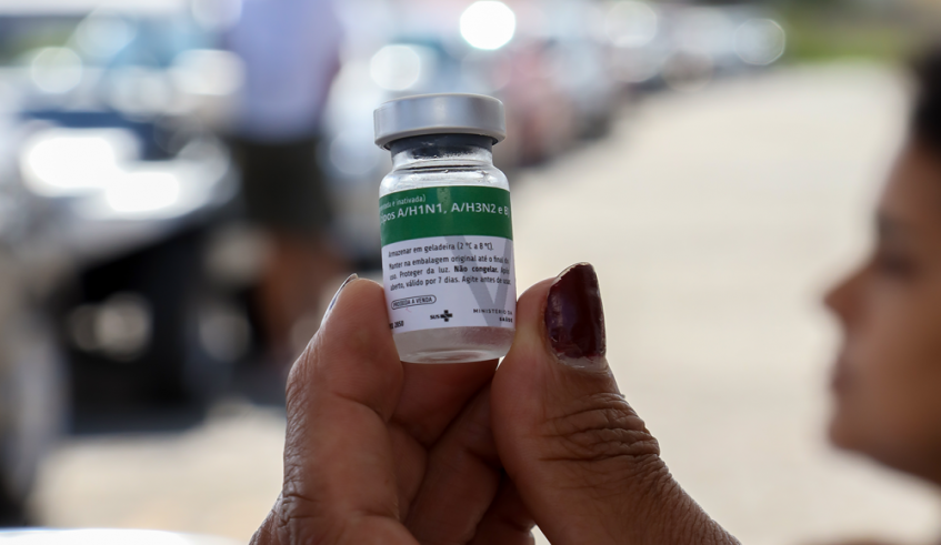 Vacinação Contra a Gripe: Prefeitura de Mogi Atende Motoristas de Ônibus nesta Terça-feira Vacinação Contra a Gripe: Prefeitura de Mogi Atende Motoristas de Ônibus nesta Terça-feira