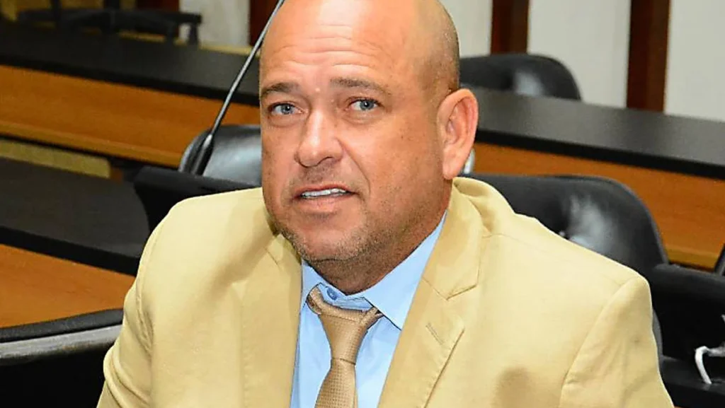 Bahia: Governo de Jerônimo Rodrigues libera R$ 2 milhões em emendas para deputado preso por milícias