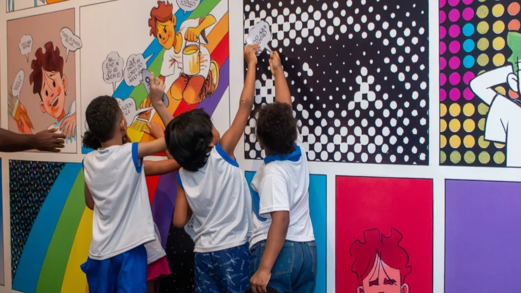 Exposição Mundo Zira Encanta Salvador com Criatividade e Imersão Cultural