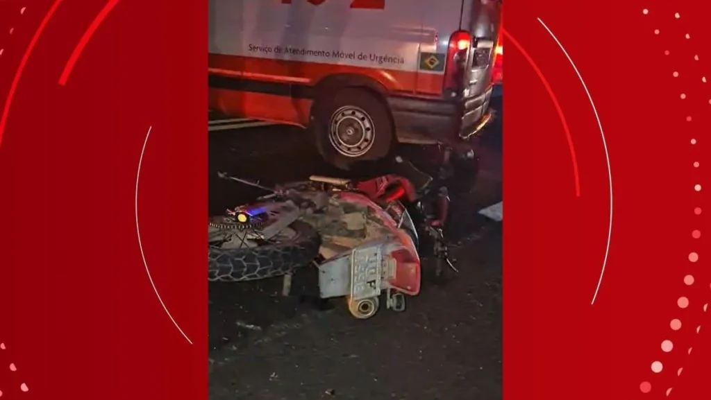 Acidente na BR-324 deixa motociclista gravemente ferido na Bahia Acidente na BR-324 deixa motociclista gravemente ferido na Bahia