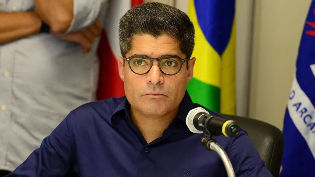 ACM Neto é o Favorito na Disputa pela Bahia com 47,8% das Intenções de Voto