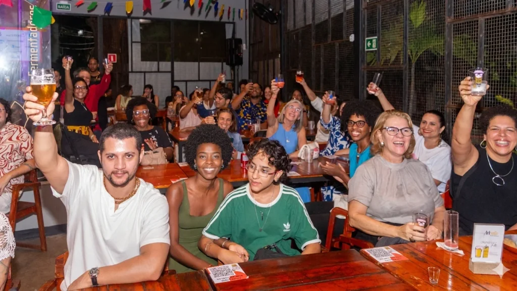 Festival Internacional da Divulgação Científica Pint of Science agita Salvador