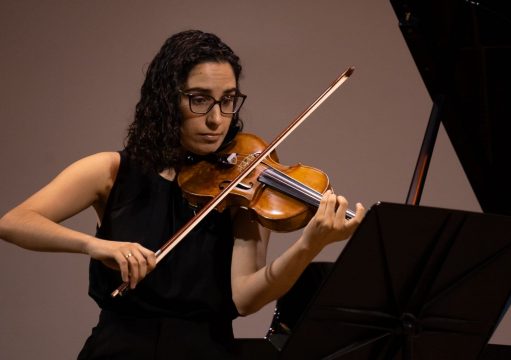 Isabela Rangel: A Violinista de Campos em Destaque na Orquestra Sinfônica da Bahia