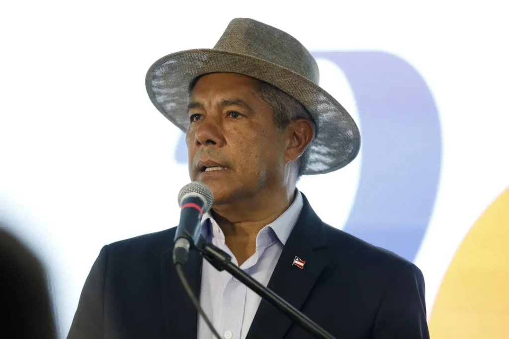 Jerônimo Rodrigues Apresenta Avanços em Educação e Saúde na Plenária do PT