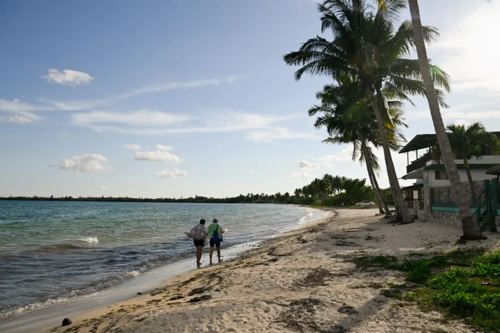 Queda no Turismo em Cuba: Crise Energética Afeta Chegada de Visitantes