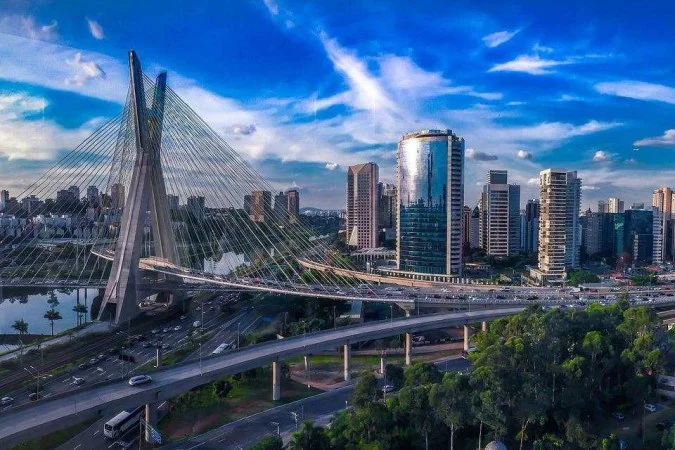 Ranking de Competitividade Revela Estados com Saúde Fiscal em Alta