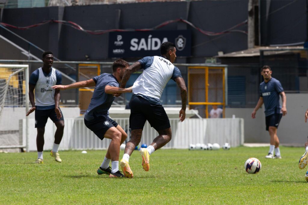 Remo Enfrenta Bahia com Vantagem na Copa do Brasil: Tudo Sobre o Duelo