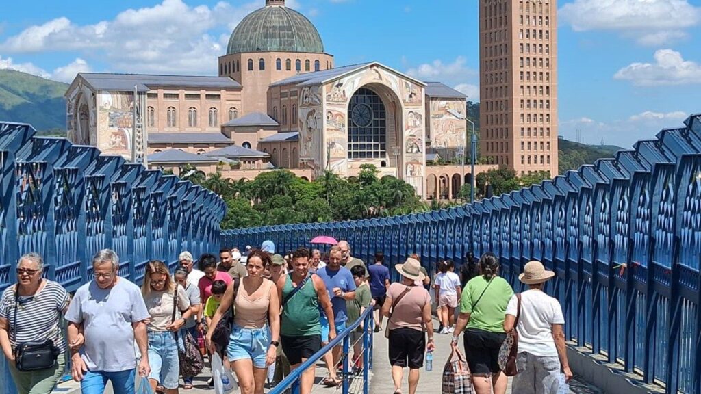 Turismo Religioso no Brasil: Dados Que Revelam uma Realidade Oculta