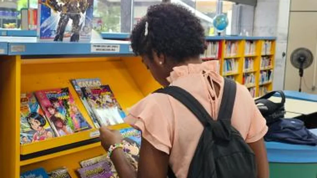 Imersão cultural na Biblioteca Central da Bahia mobiliza jovens do Programa Bahia pela Paz