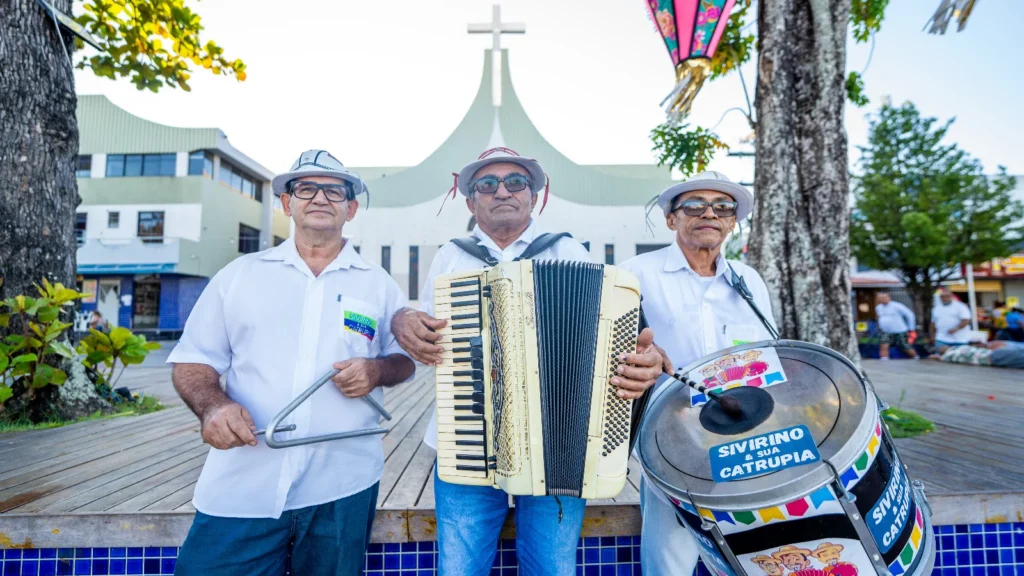 Camaçari: Cortejo Cultural Nordestino Abre Vila Maria Bonita Itinerante com Forró e Danças Tradicion