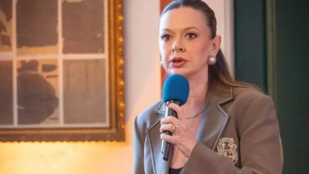 Isabela Suarez alerta impactos da polarização política na economia baiana em 2026 Isabela Suarez alerta impactos da polarização política na economia baiana em 2026