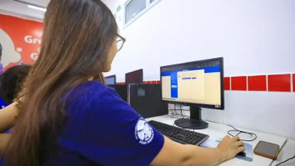 Dia D de Inscrições para o ENEM 2026 Mobiliza Estudantes e Escolas da Rede Estadual da Bahia Dia D de Inscrições para o ENEM 2026 Mobiliza Estudantes e Escolas da Rede Estadual da Bahia