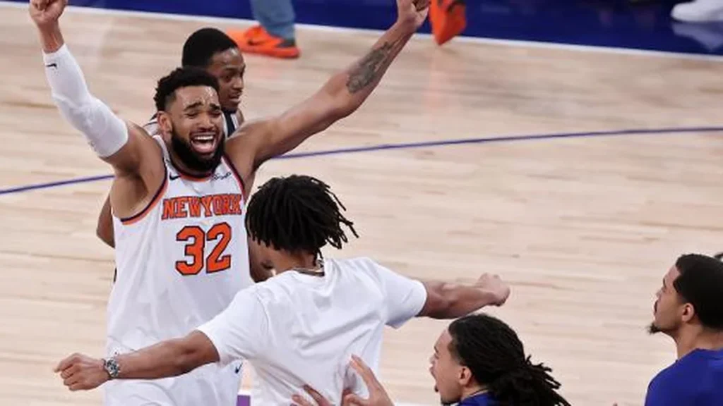Virada Histórica dos Knicks: 3 a 1 nos Spurs e Título da NBA Próximo