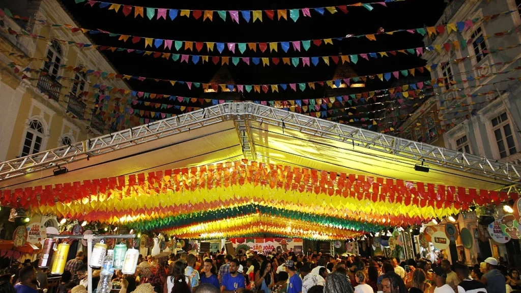 São João em Salvador: 12 Dias de Festa com Atrações Gratuitas e Programação Completa São João em Salvador: 12 Dias de Festa com Atrações Gratuitas e Programação Completa