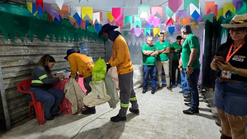 Defensoria Pública da Bahia avalia ponto de coleta no São João de Irecê e planeja apoio aos catadore
