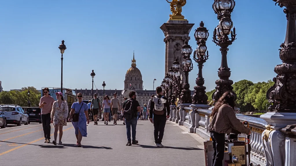 Calor Extremo na Île-de-France: Até 39°C e Noites Sem Alívio