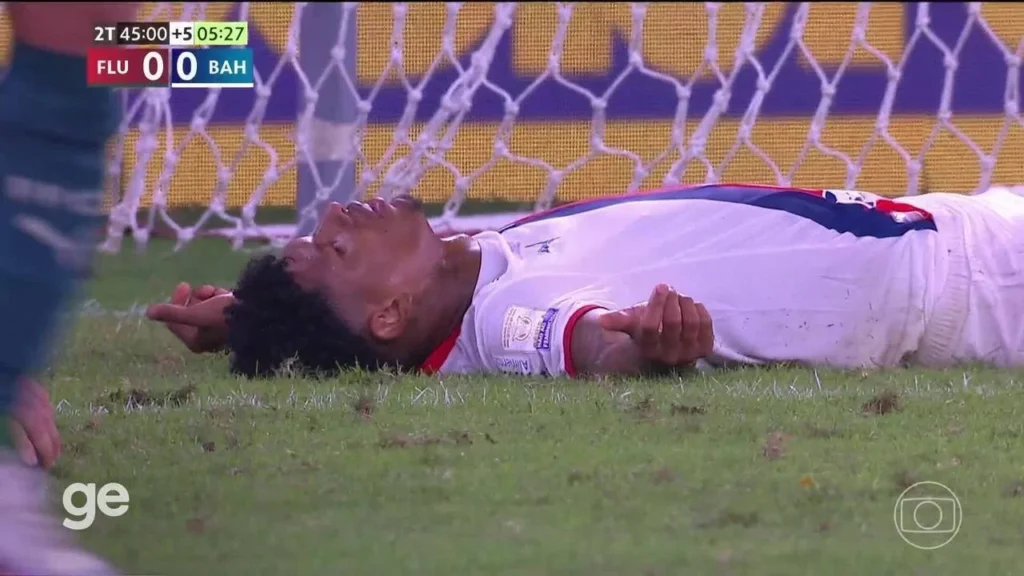 Atuações do Bahia: Marcos Victor e Ronaldo garantem empate sem gols contra o Fluminense