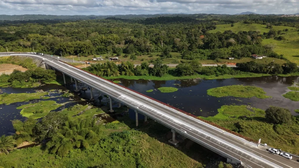 Governo da Bahia entrega 18 km da BA-649 e reforça mobilidade entre Ilhéus e Itabuna Governo da Bahia entrega 18 km da BA-649 e reforça mobilidade entre Ilhéus e Itabuna