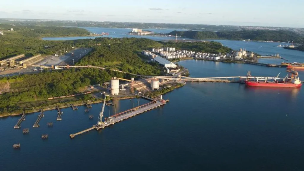 Simpar conclui venda do Porto de Aratu para gigante global ICTSI por R$ 1,8 bilhão Simpar conclui venda do Porto de Aratu para gigante global ICTSI por R$ 1,8 bilhão